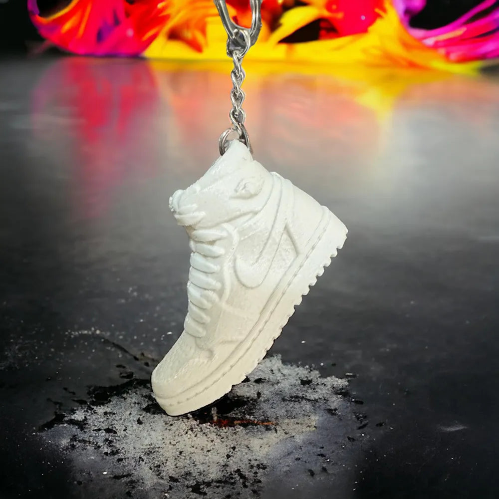 🔑✨ Stylish 3D-Printed Keychains – Add Personality to Your Keys! 🍀👟✝️🌀